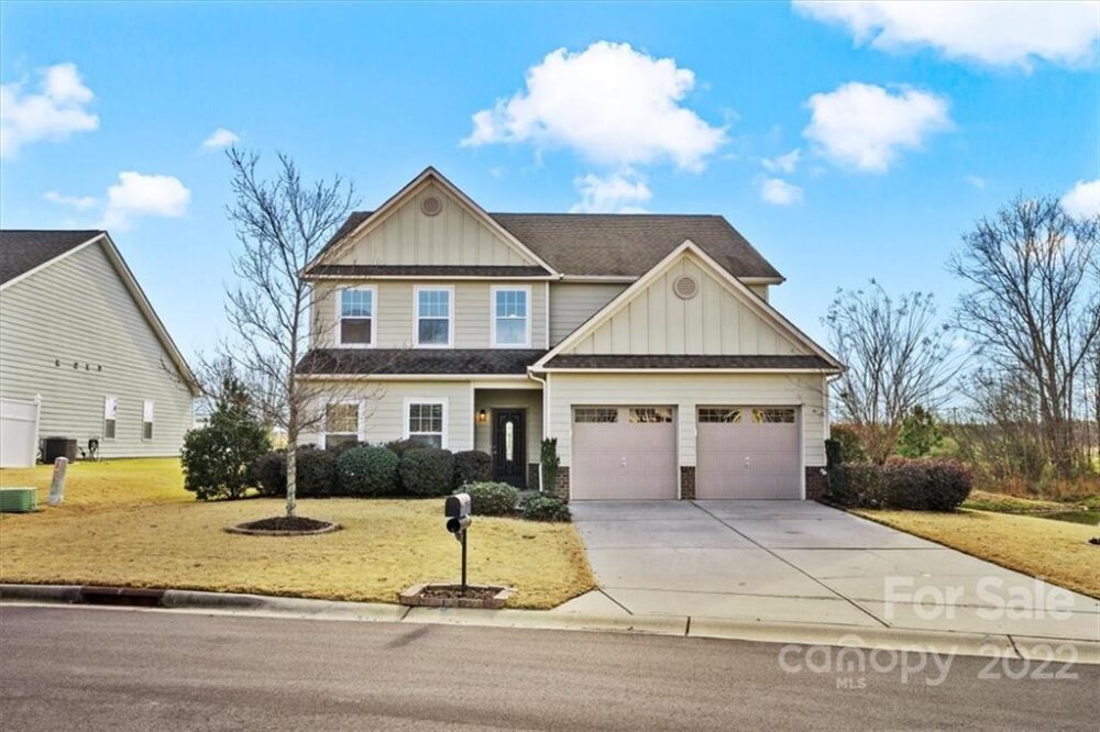 photo of home for sale at 5120 Sand Trap Court