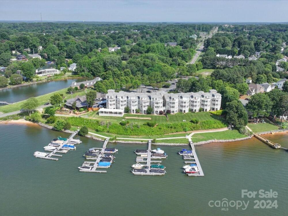 Spinnaker Bay Condos for Sale in Sherrills Ford, NC Lake Norman